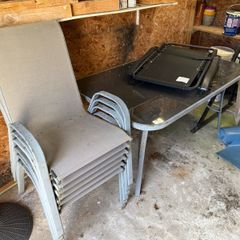 Outdoor Table and Chairs