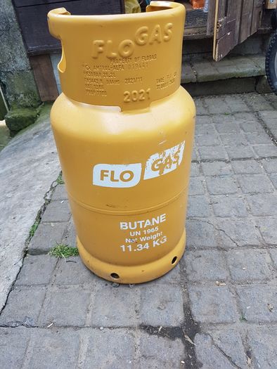 Gas cylinder