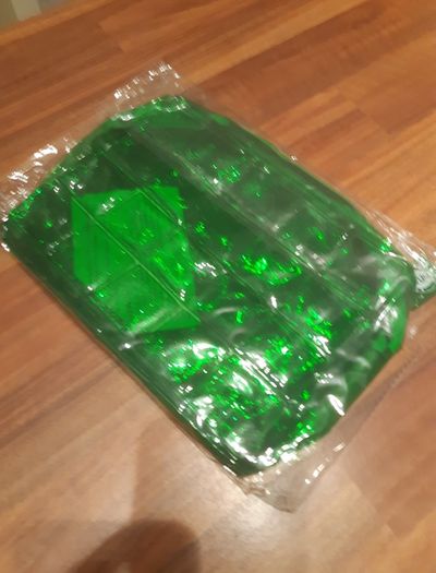 Cooler bag (for Make up)
