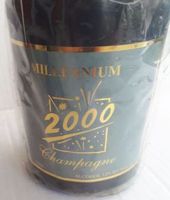 Magnum candle  large millennium 2000