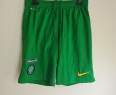 Nike Celtic football shorts magners green Size Small