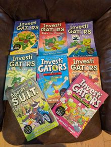 "Investigator" Comics (set of 8)