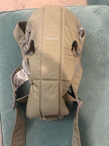 Babybjorn baby carrier mini