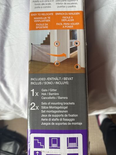 Dreambaby retractable Gate