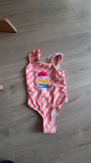 Girls swim