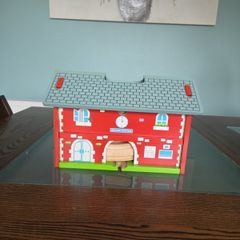 bigjigs wooden railway/ train station set