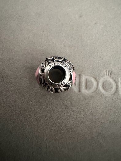 Pandora Disney Cheshire Cat charm
