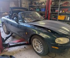 Mazda MX5 breaking na and NB