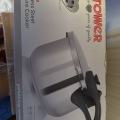 Tower pressure cooker 3.8L
