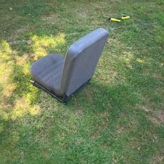 Land Rover Defender middle seat