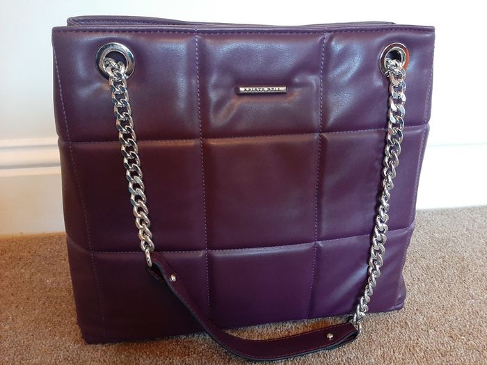 BNWT Cinders Handbag Cost Sixy Nine Euro