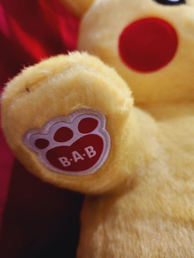 Pikachu 17 Inch Plush Build a Bear Rare NEW