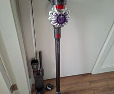 Dyson V8 Advanced