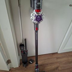 Dyson V8 Advanced