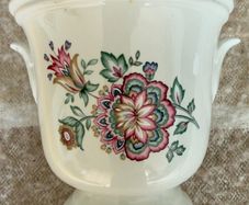 Royal Norfolk Floral ceramic planter.