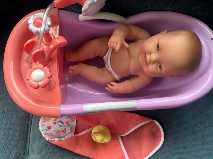 Baby Doll Bath with Pump Tap