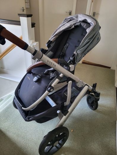 Uppa Baby Vista Travel System Buggy + Accesories