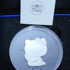 France 10 Euro Silver (.999) Proof Coin 2024 - Hello Kitty Shape - Hello Kitty