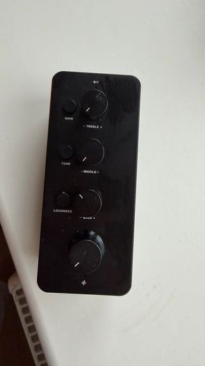 Fosi Audio SK01 portable headphone amplifier and preamp