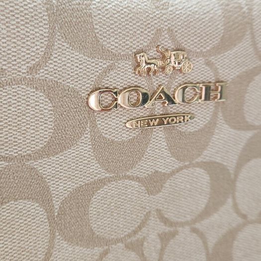 medium coach crossbody bag