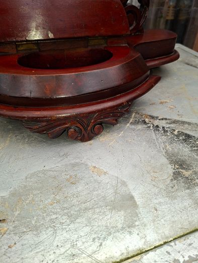 1850s to 1890s Antique Victorian Mahogany Shield-Shaped Dressing Table Mirror featuring Carved Scroll Supports and a Lift-up Trinket Compartment, Postage Available