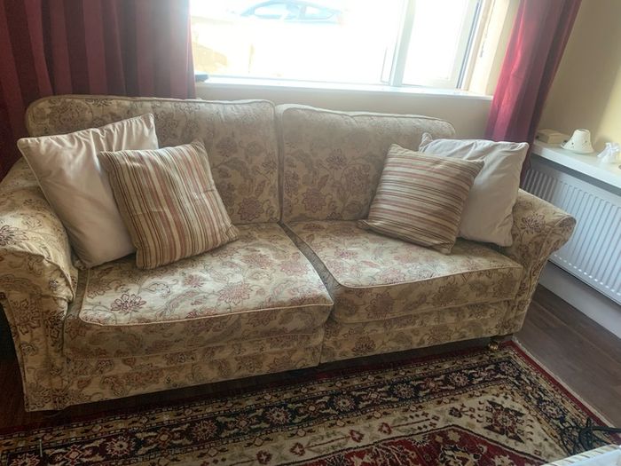 3 seater matching footstool and rug