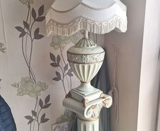 lamp with pedestal