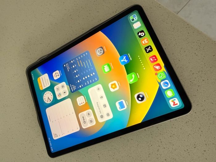 iPad Pro (11-inch) (4th generation)