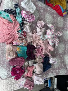 Baby girl wardrobe outfits 0-3 m snow onesies babygrows vests tops dresses hats blankie