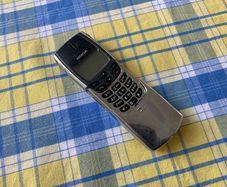 Nokia 8810 For Parts Or Repair!
