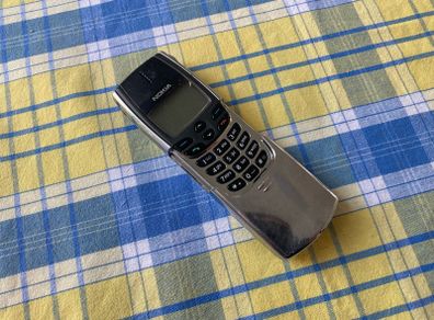 Nokia 8810 For Parts Or Repair!