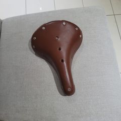 Brooks Ladies leather saddle.