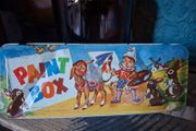 Vintage pait box