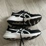 Asics trainers Image 2