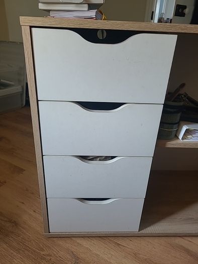 computer desk