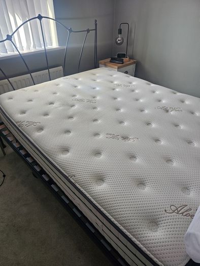 King Size Bed & Mattress