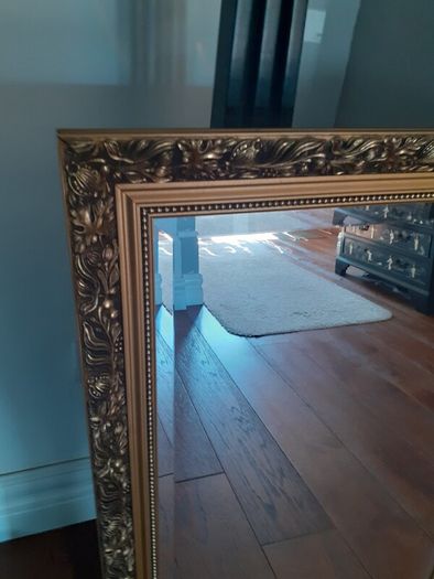 Large mirror 20 inches wide 3 ft in height