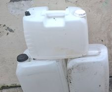 20L Plastic Drums / Containers
