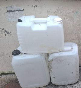 20L Plastic Drums / Containers
