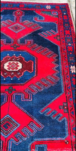 Fabulous Persian Wiss Hand knotted Wool Carpet Rug