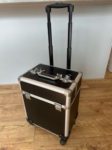 makeup trolley case