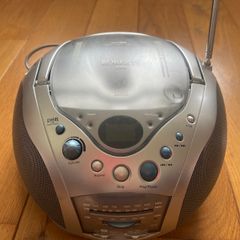 Robert's Radio CD player