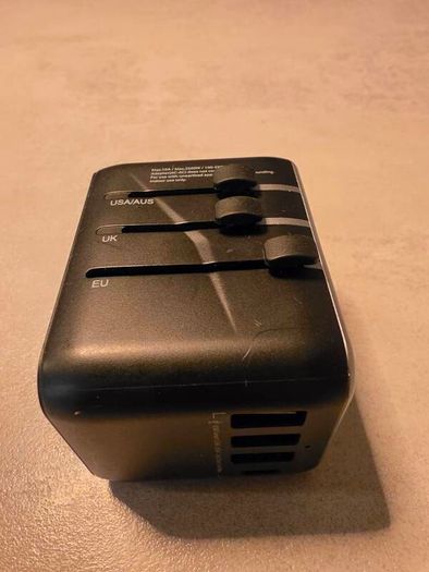 Lencent Travel Adaptor