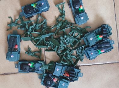A Set of Toy Soldiers & Vehicles - #