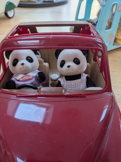 sylvanian car & minibus