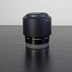 Sony E 50mm f/1.8 OSS