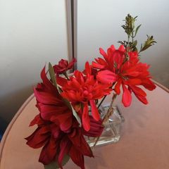home decor faux flowers in vase