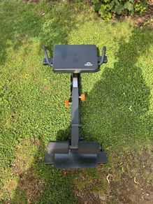 Back extension bench