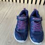 Girls size 10 S Light Sketchers Image 2