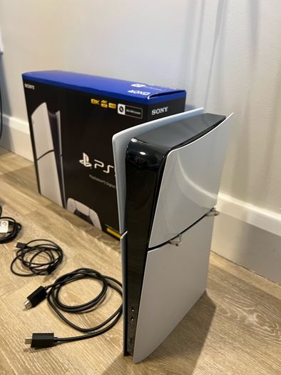 PlayStation 5 Digital Edition Excellent Condition
